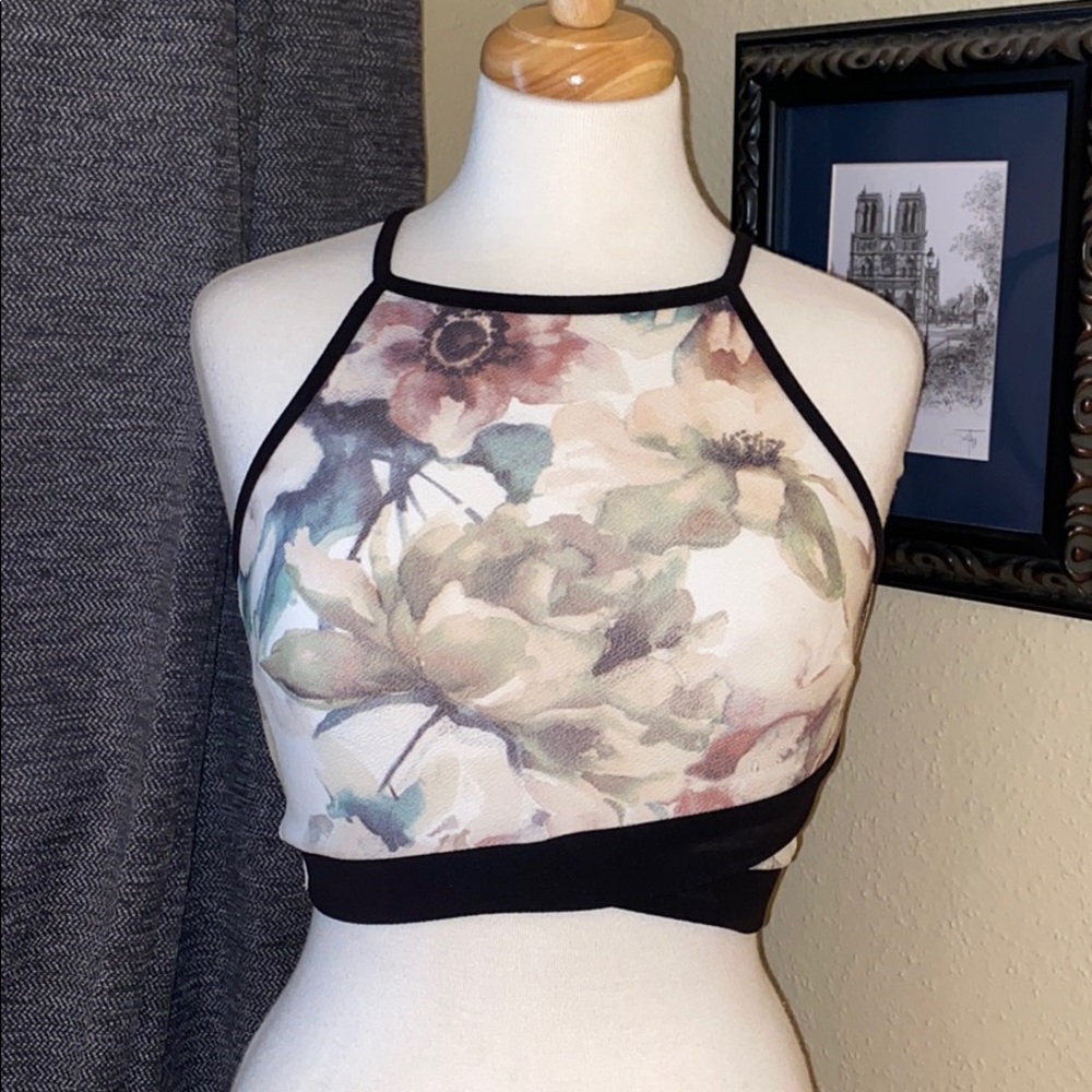Women’s Flower Papaya Crop Tank Top Small